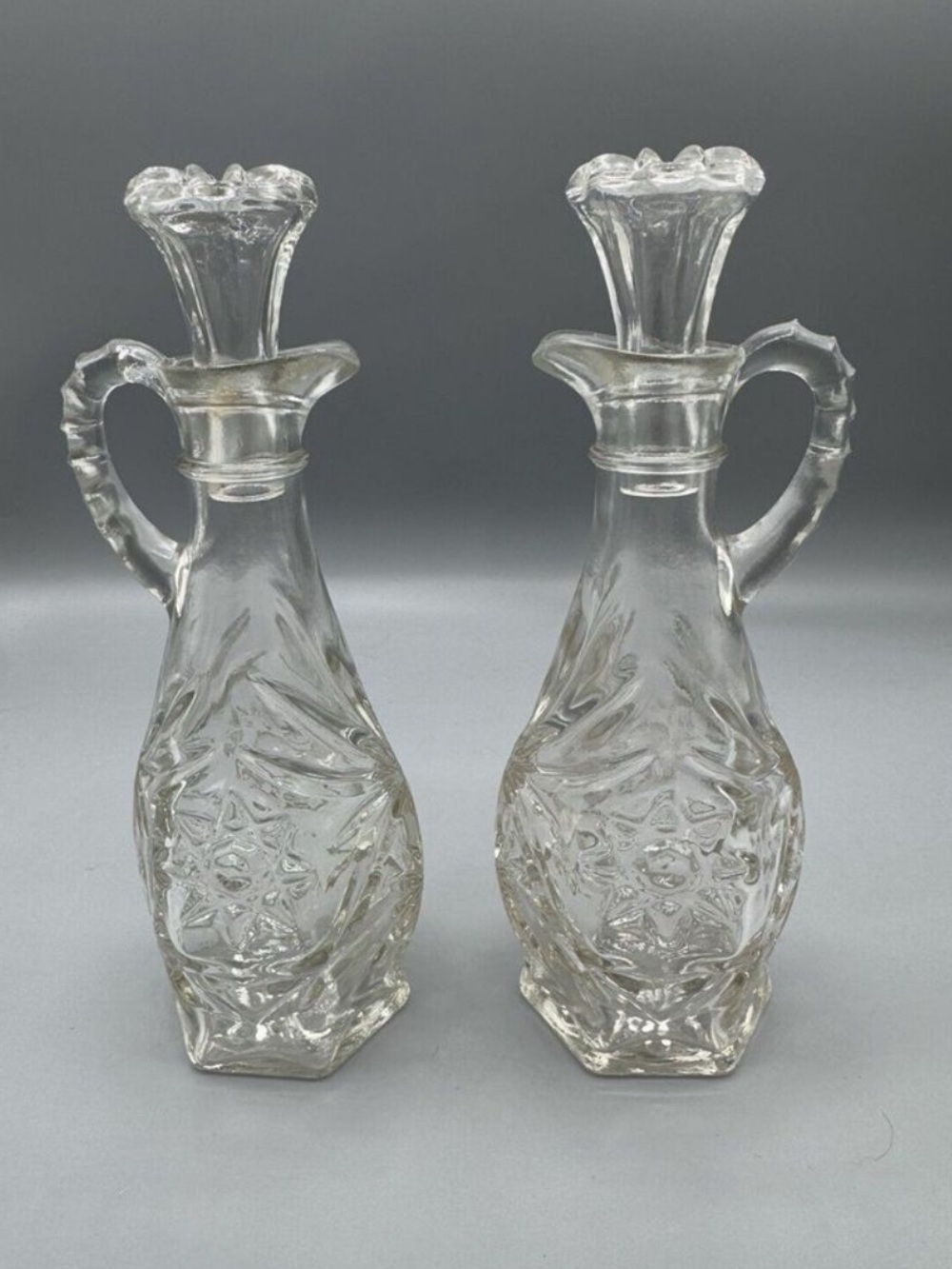 ANCHOR HOCKING Vintage Glass Oil and Vinegar Cruets Set - 7.75 Inches Tall-1960s - Picture 2 of 9